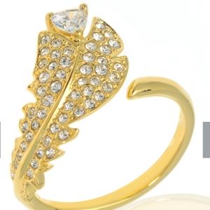 Swarovski Nice Gold Tone Czech White Crystal Ring Size 6